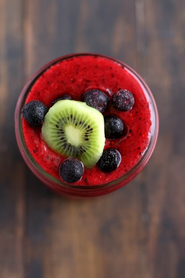 Immunity boosting berry smoothie