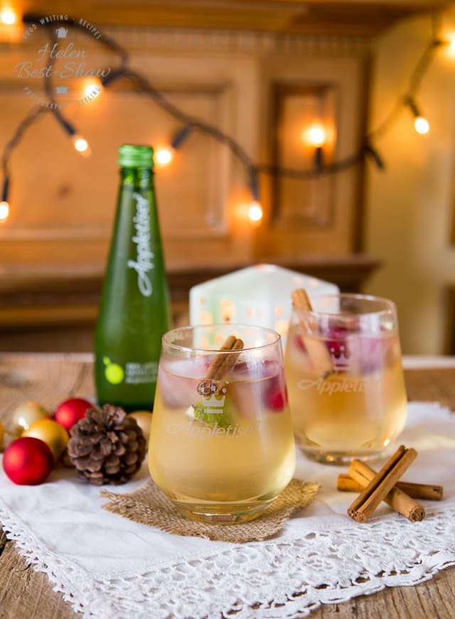Gin and Appletiser cocktail